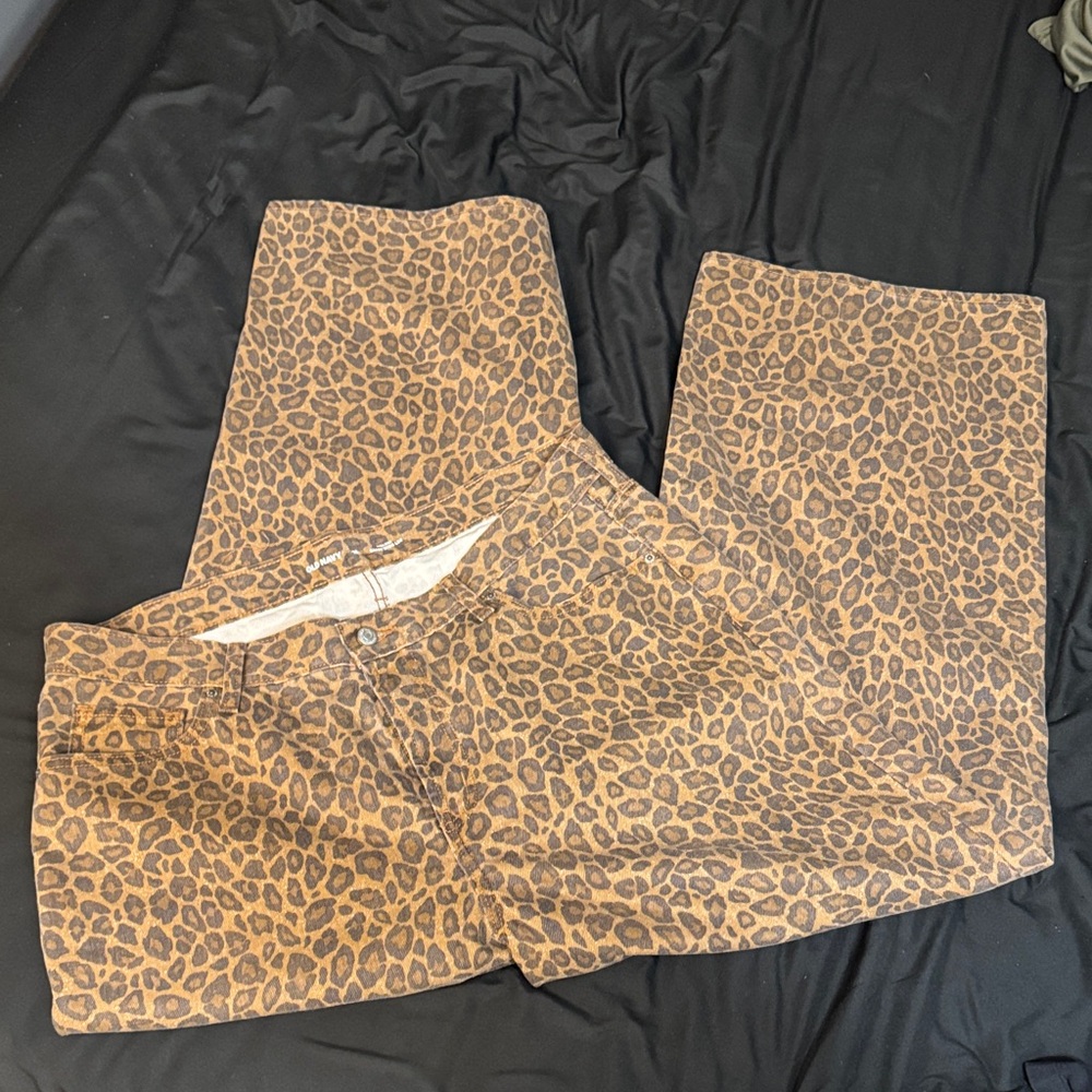 Women’s High-Waisted Baggy Wide Leg Jean